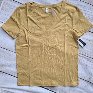 BP Vneck Basic Tshirt Tee Mustard Size Medium